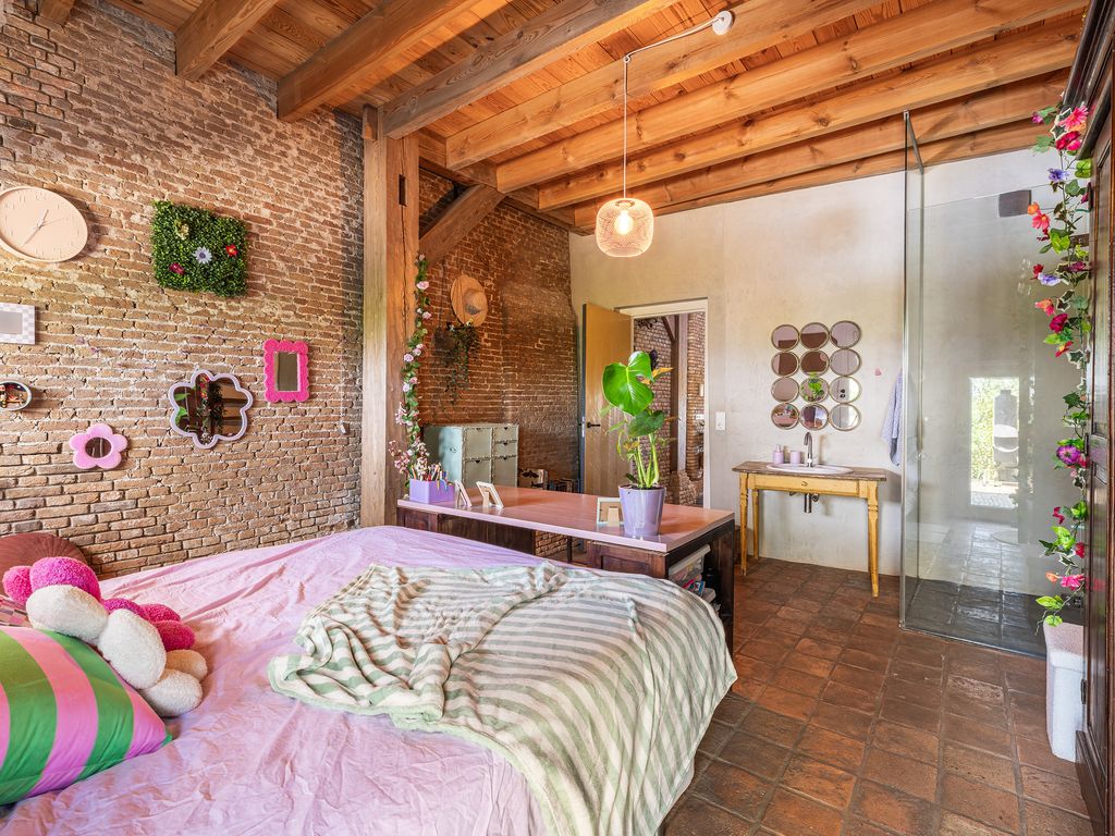 Wouddijk 12, Zwartewaal