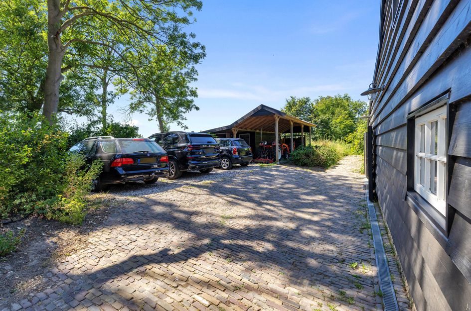 Wouddijk 12