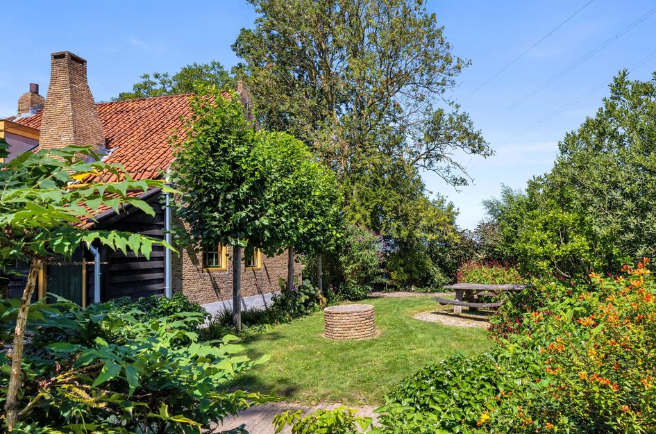 Wouddijk 12