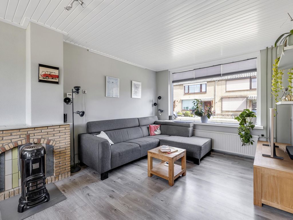 Mr P J Oudweg 21, Zuidland