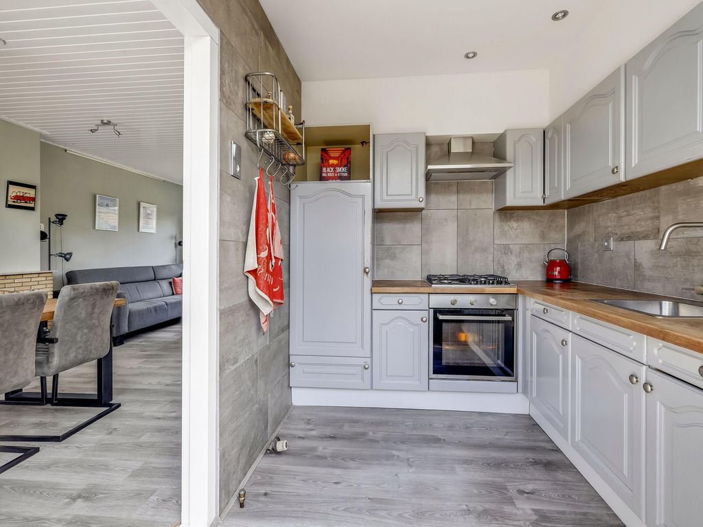 Mr P J Oudweg 21, Zuidland