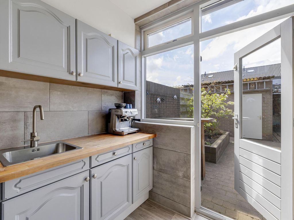 Mr P J Oudweg 21, Zuidland