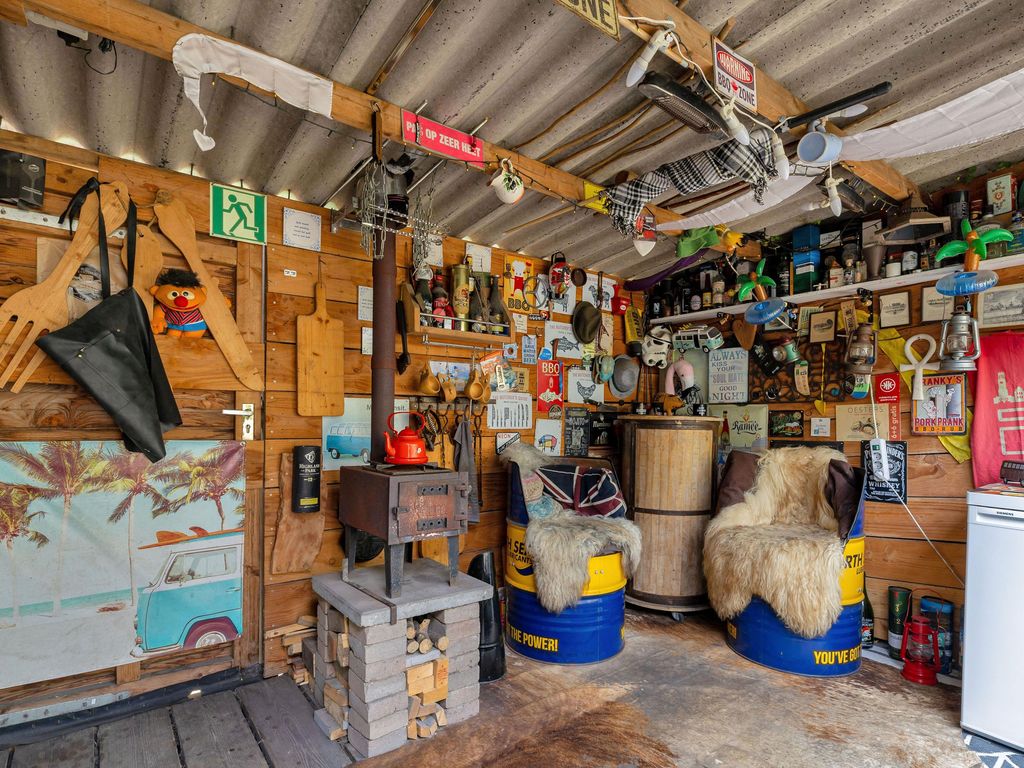 Mr P J Oudweg 21, Zuidland