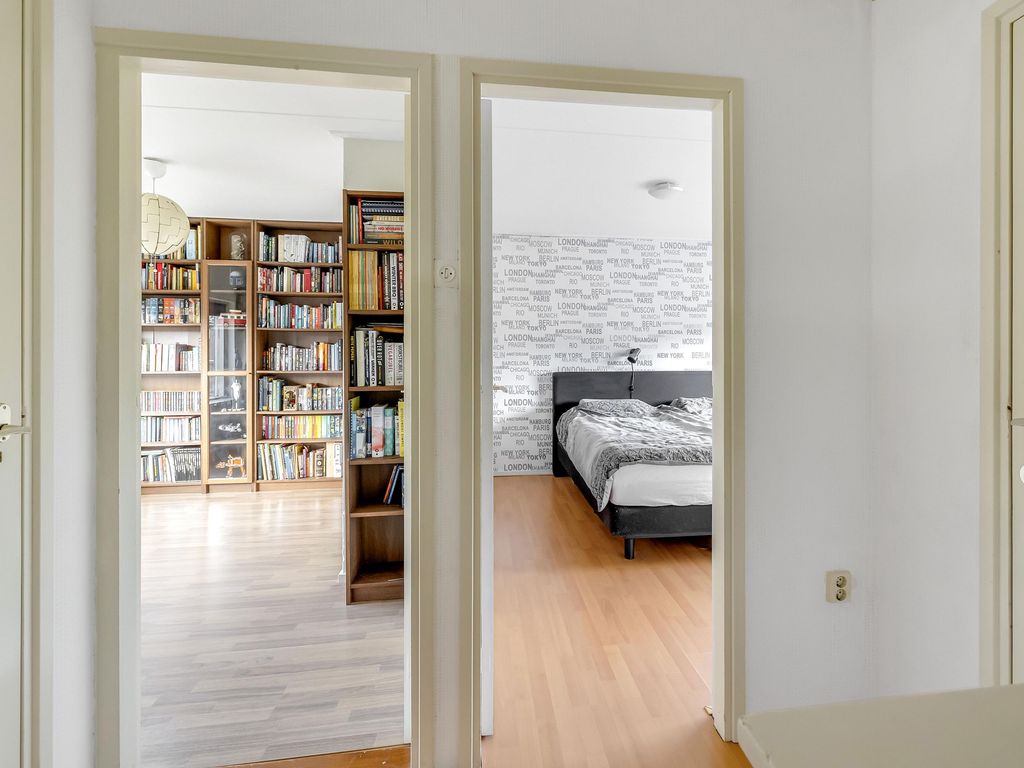 Mr P J Oudweg 21, Zuidland