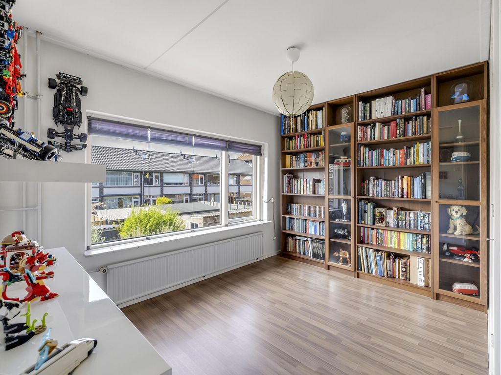 Mr P J Oudweg 21, Zuidland