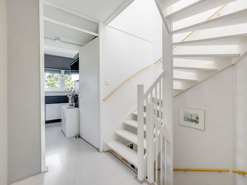 Staaldiep 3, Brielle