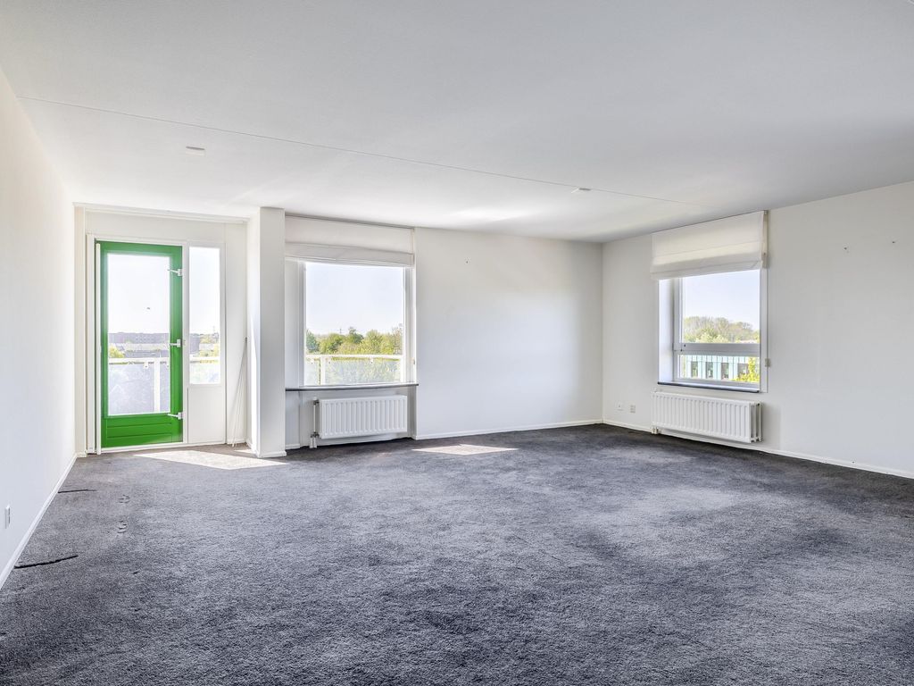 Honte 402, Brielle