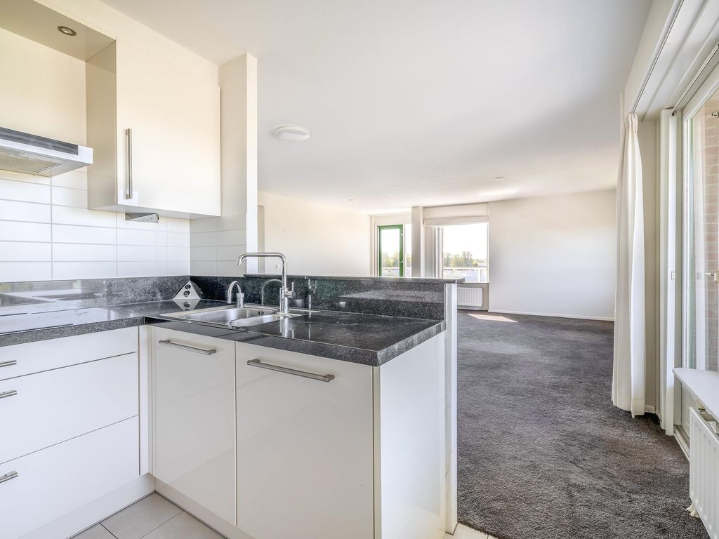 Honte 402, Brielle