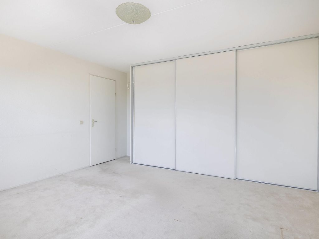 Honte 402, Brielle