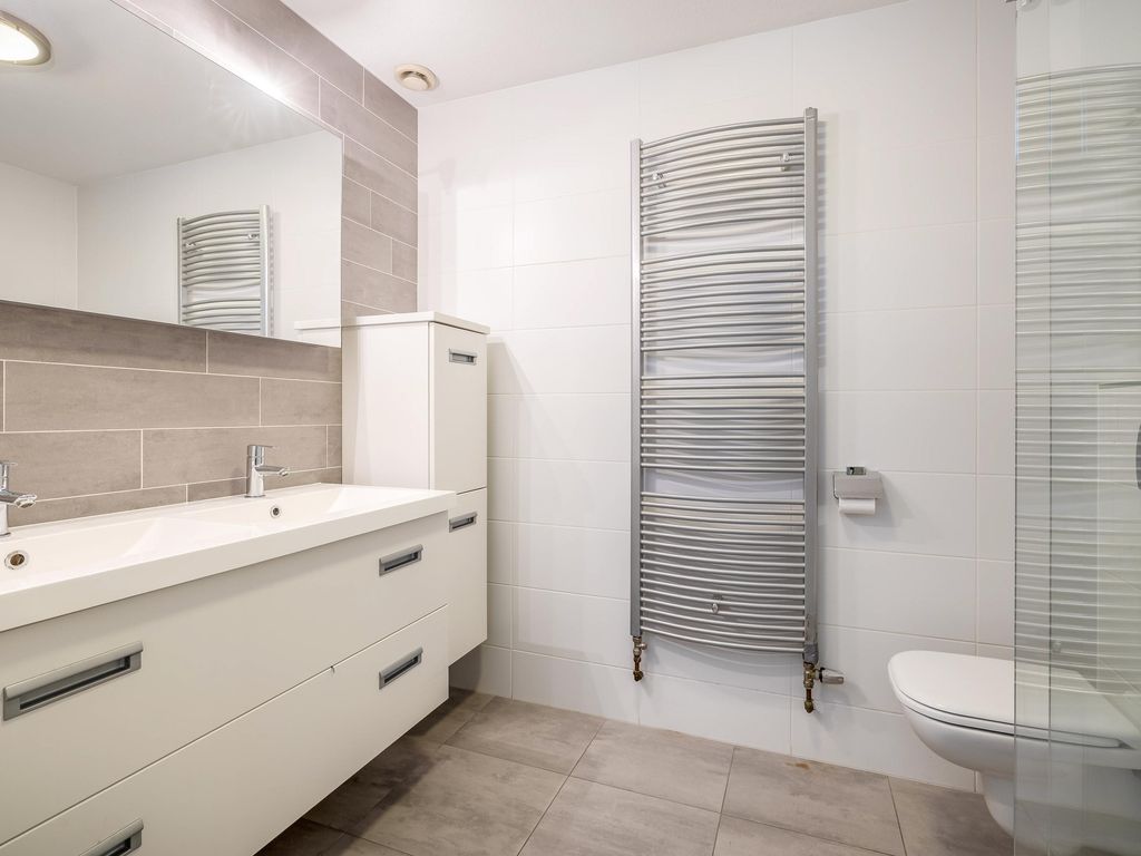 Honte 402, Brielle