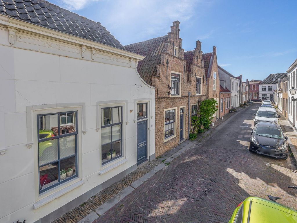 Nieuwstraat 22, Brielle