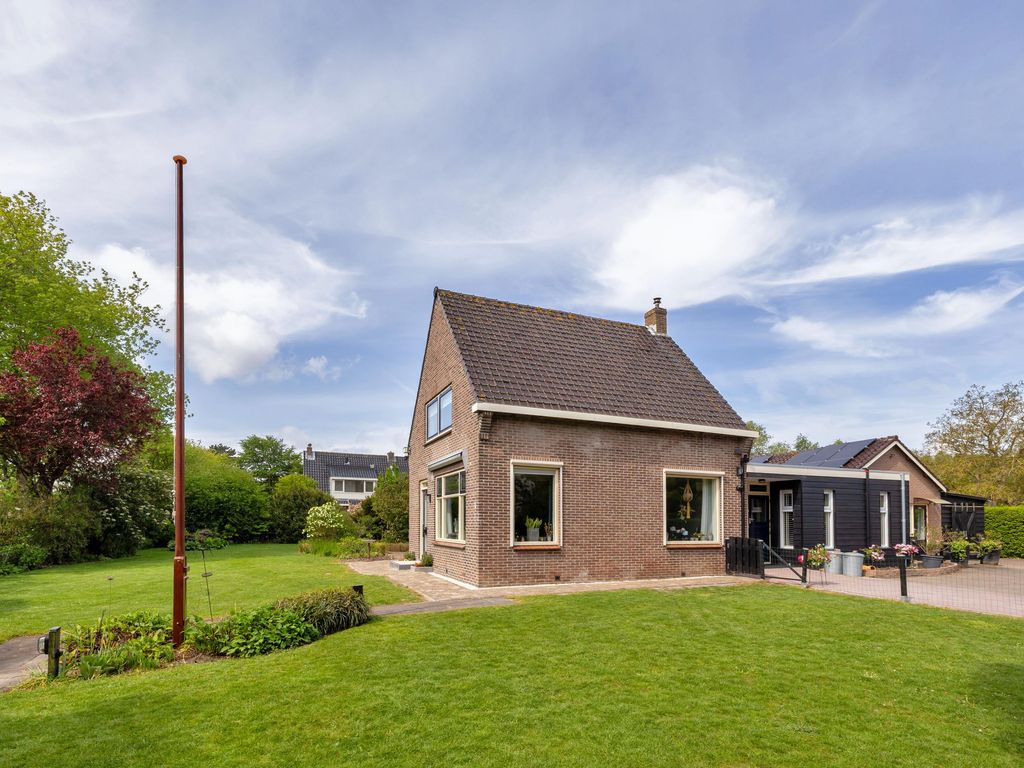 Korteweg 21, Rockanje