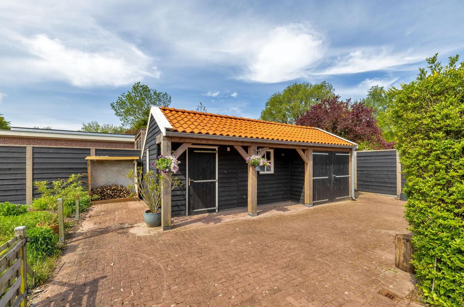 Korteweg 21