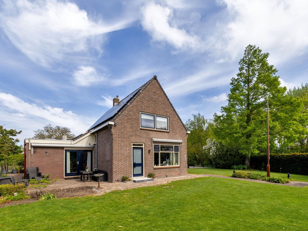 Korteweg 21, Rockanje