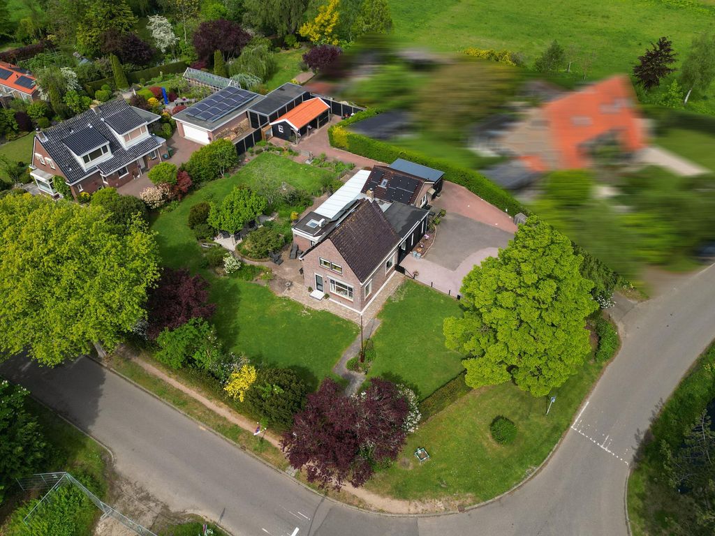 Korteweg 21, Rockanje