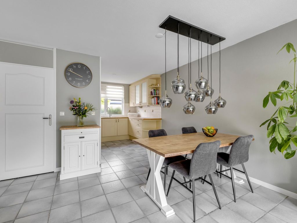 Lamoen 19, Brielle