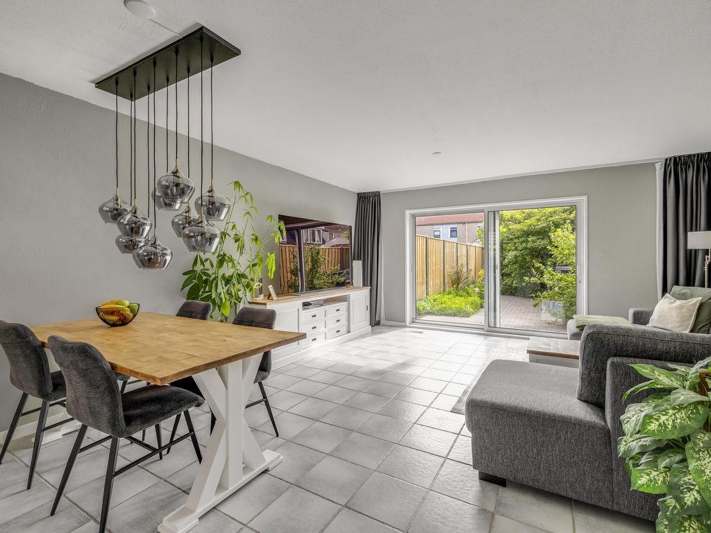 Lamoen 19, Brielle