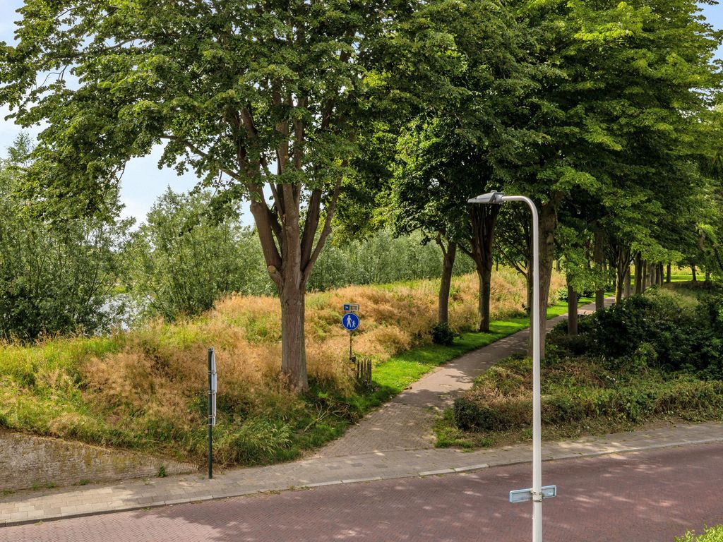 Nobelstraat 88, Brielle