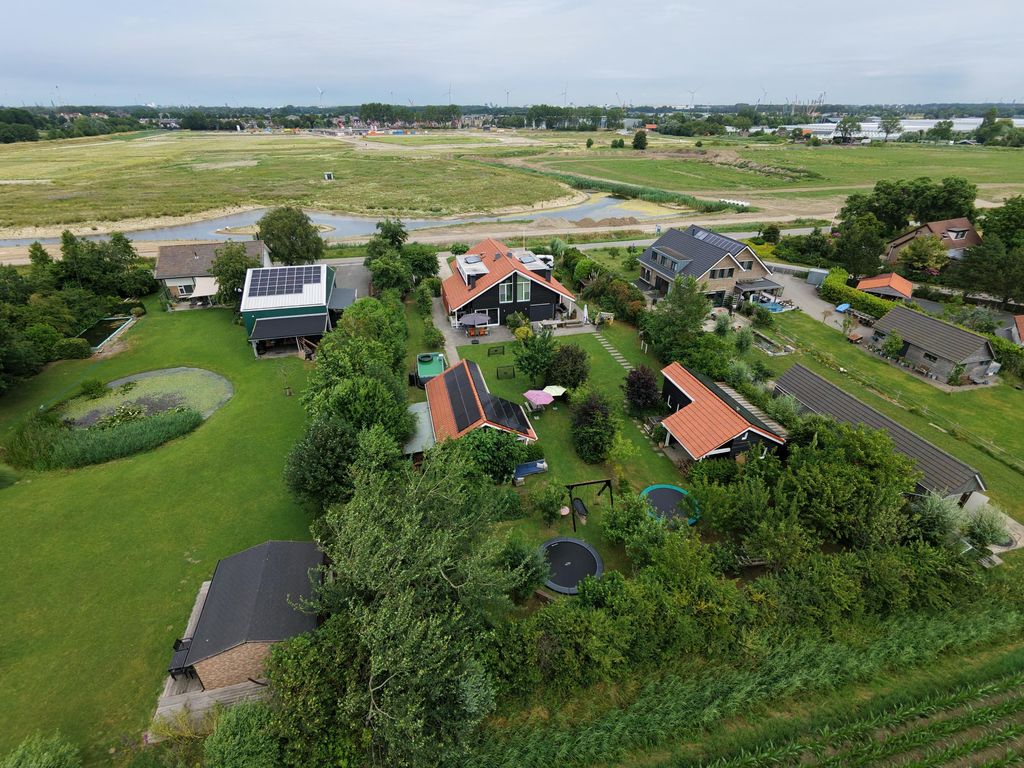 Voorweg 1c, VIERPOLDERS