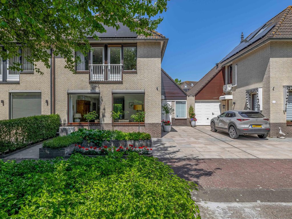 Krammer 47, BRIELLE