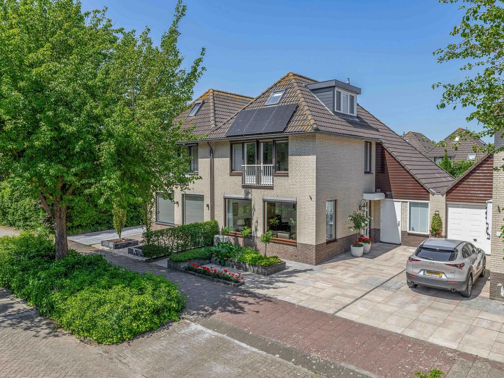 Krammer 47, BRIELLE