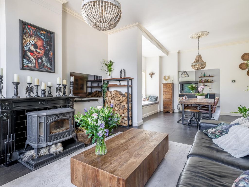 Henry Fordstraat 30, ZWARTEWAAL
