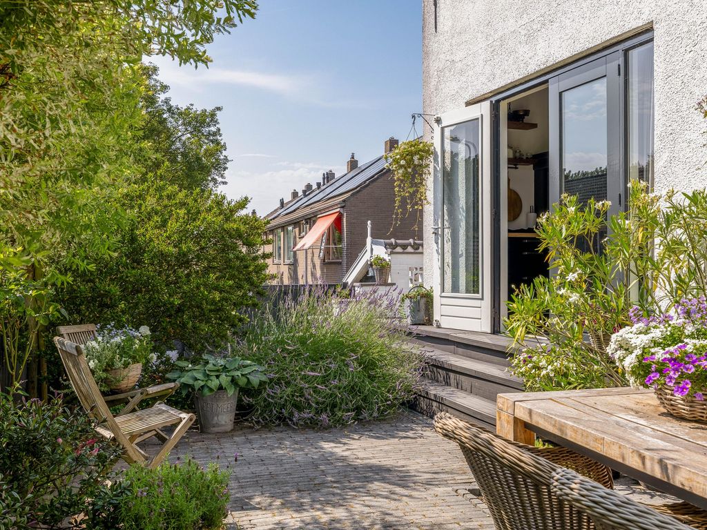 Henry Fordstraat 30, ZWARTEWAAL