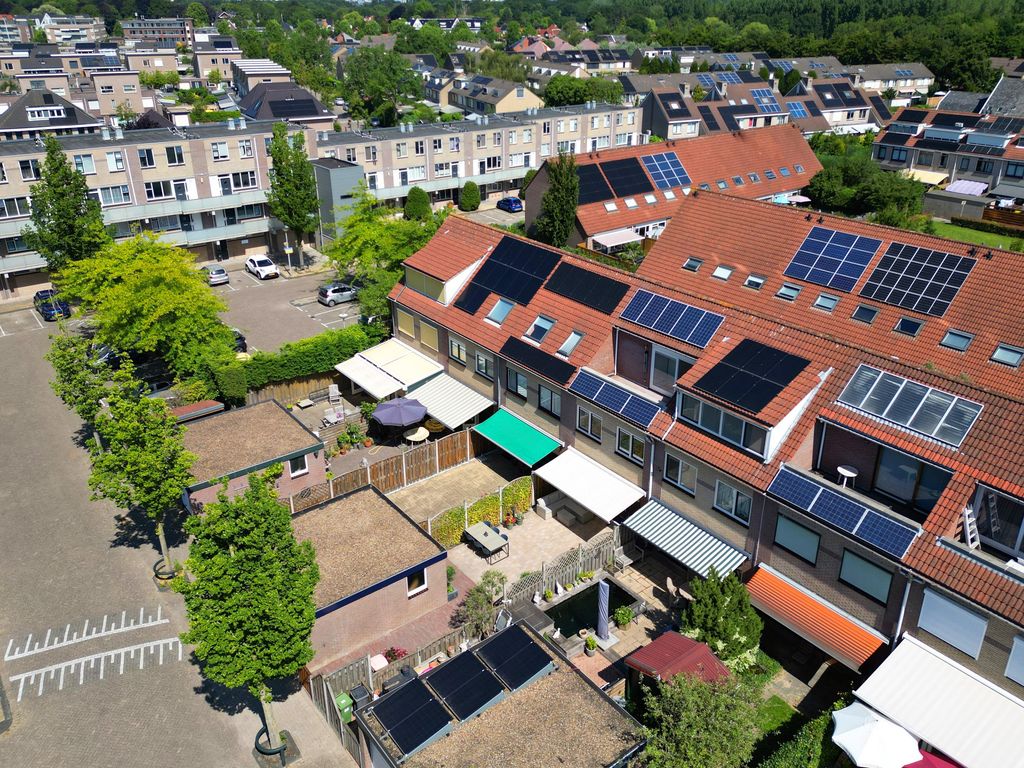 Toernooiveld 8, Oostvoorne