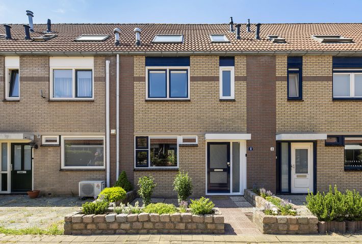 Toernooiveld 8