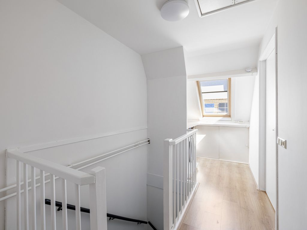 Toernooiveld 8, Oostvoorne