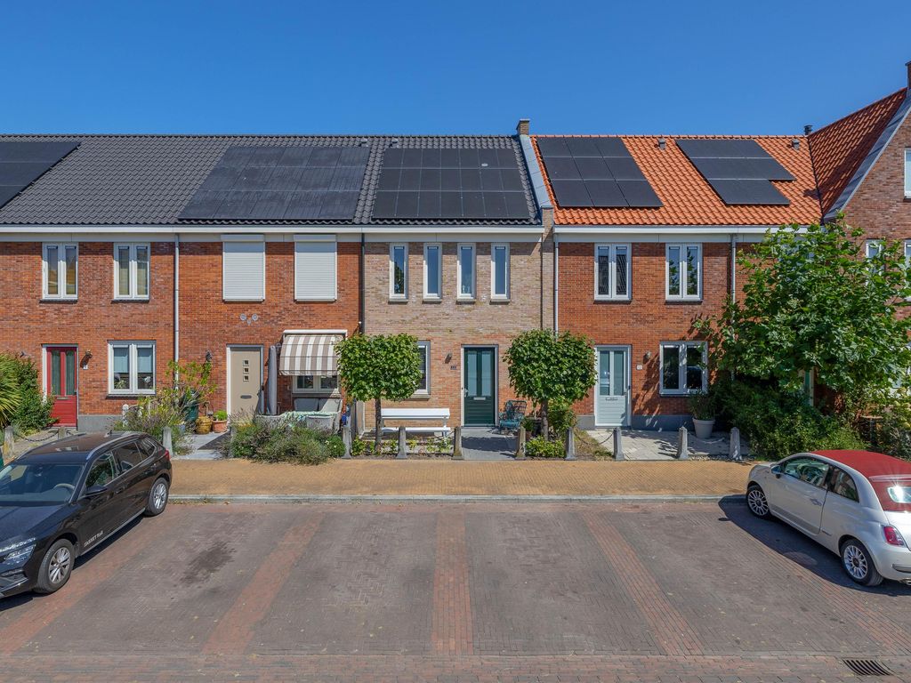 Landvoogdes 11, Brielle