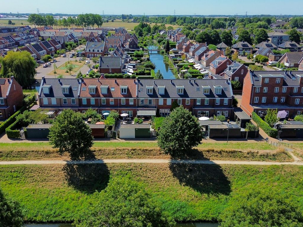 Landvoogdes 11, Brielle