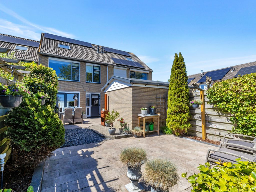 Vinkenhof 29, Rockanje
