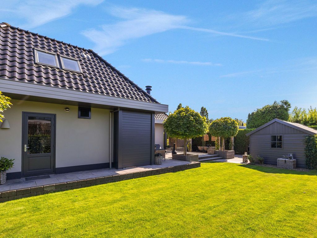 Abelenlaan 1, Oostvoorne