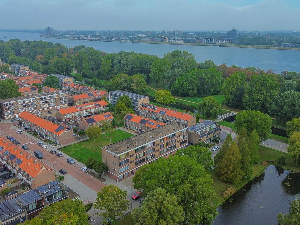 Wilgensingel 73, Rozenburg
