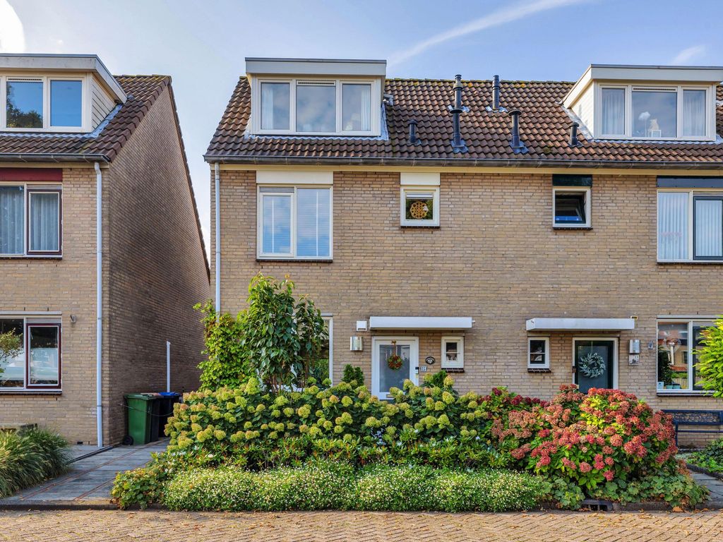 Burchtlaan 15, Oostvoorne