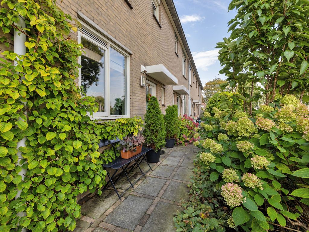 Burchtlaan 15, Oostvoorne
