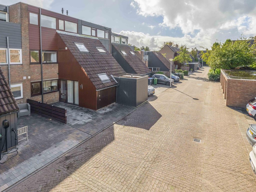 Griend 28, Brielle