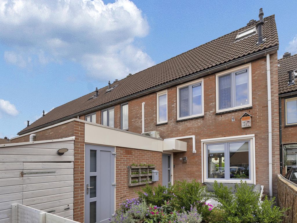 Weth P Woltersstraat 36, Zuidland