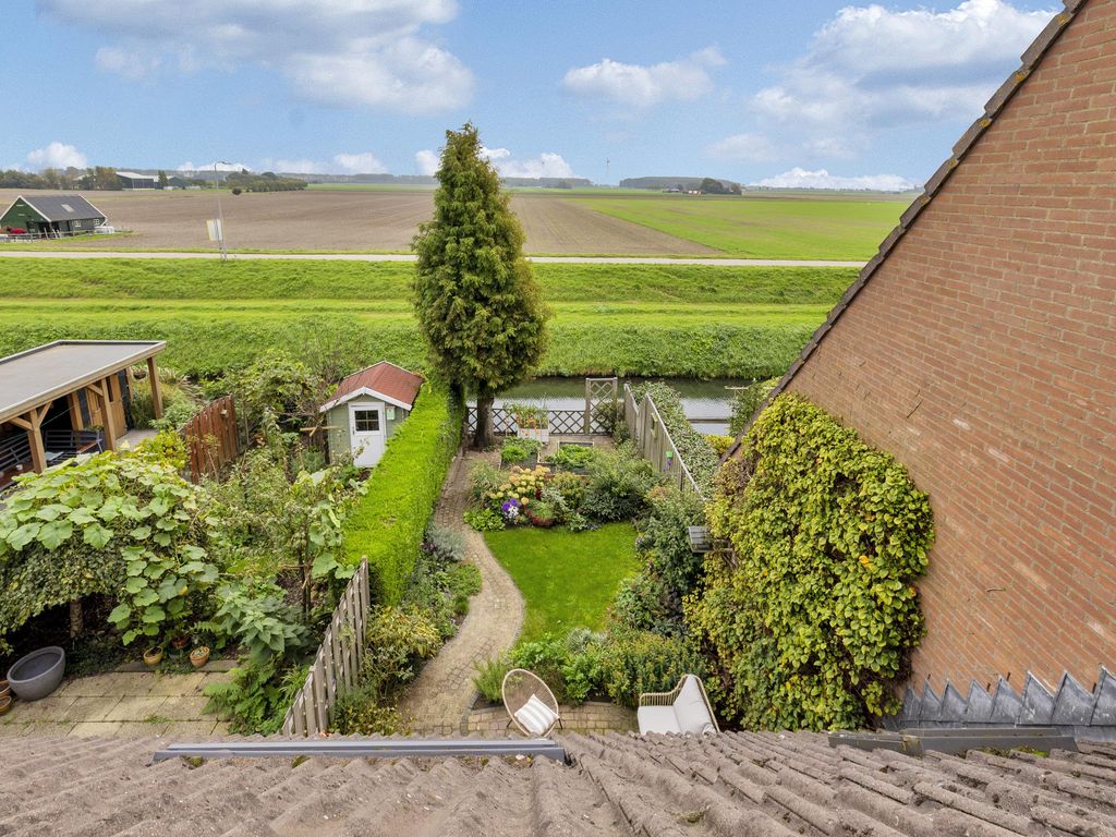 Weth P Woltersstraat 36, Zuidland