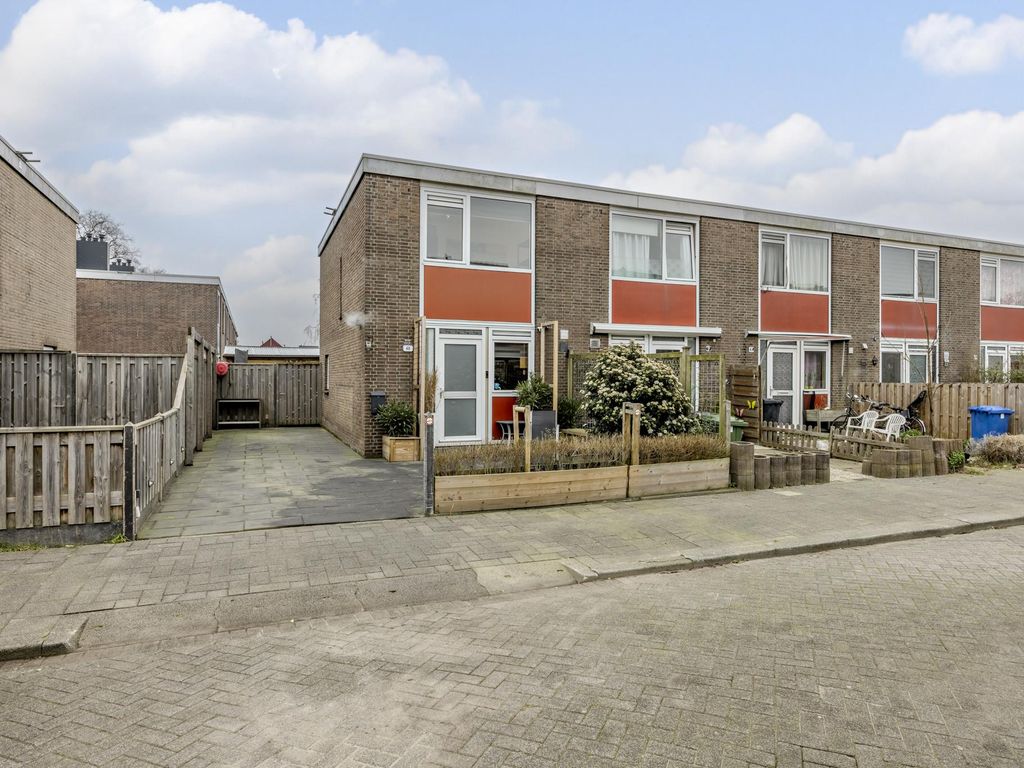 Sagiusstraat 40, PERNIS ROTTERDAM