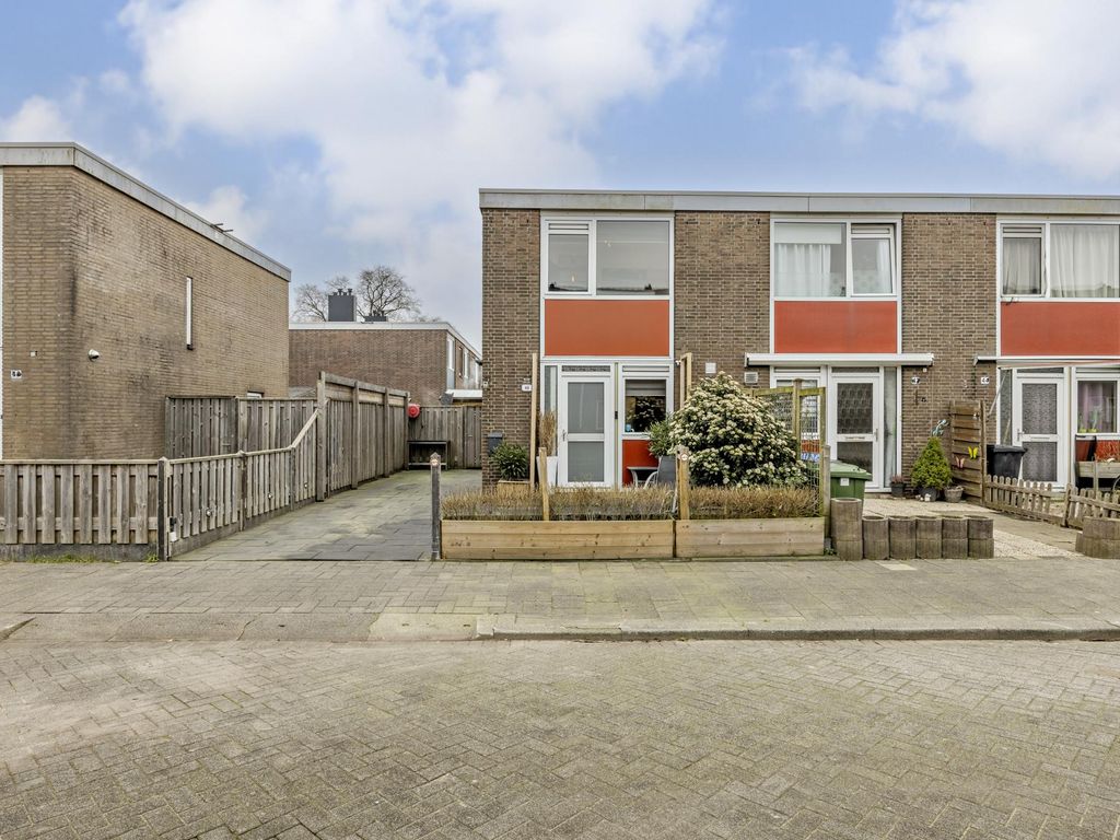 Sagiusstraat 40, PERNIS ROTTERDAM