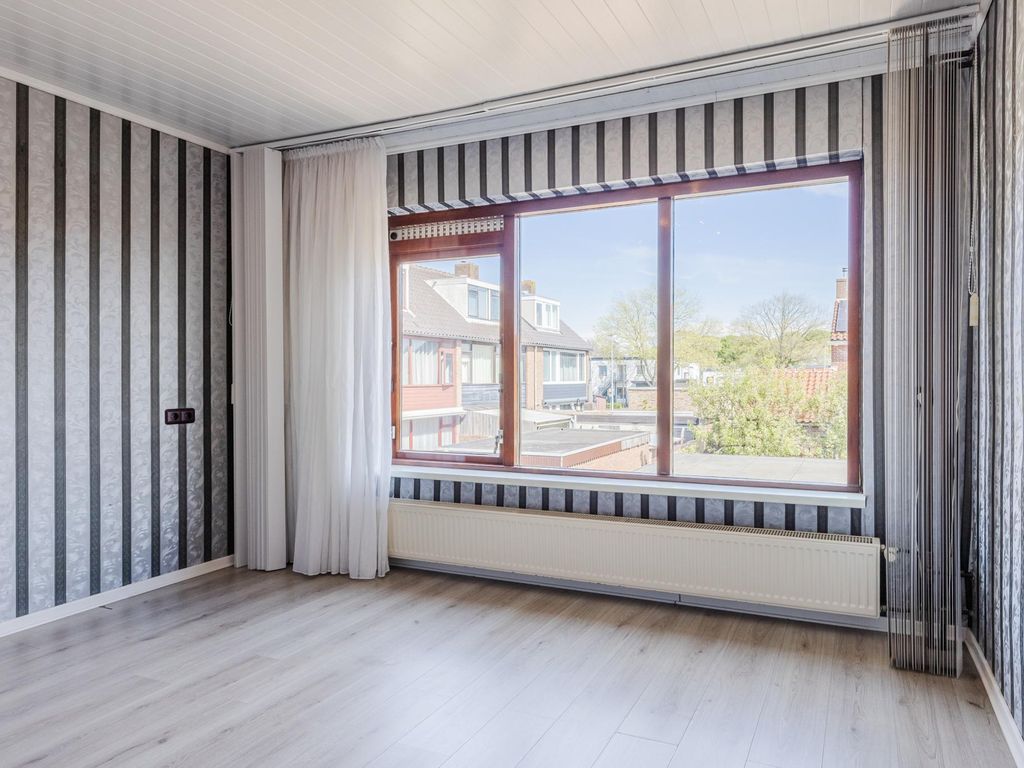 Willems Fopsstraat 1, HELLEVOETSLUIS