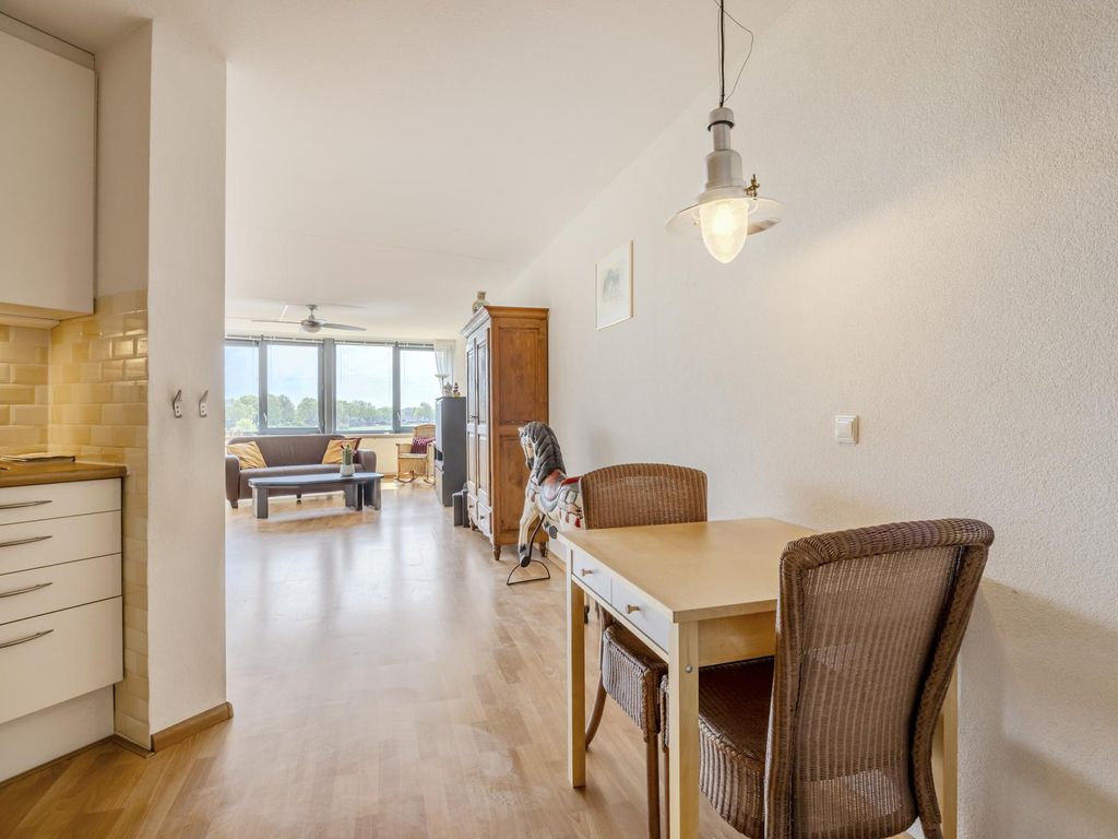 Volantestraat 43, HELLEVOETSLUIS