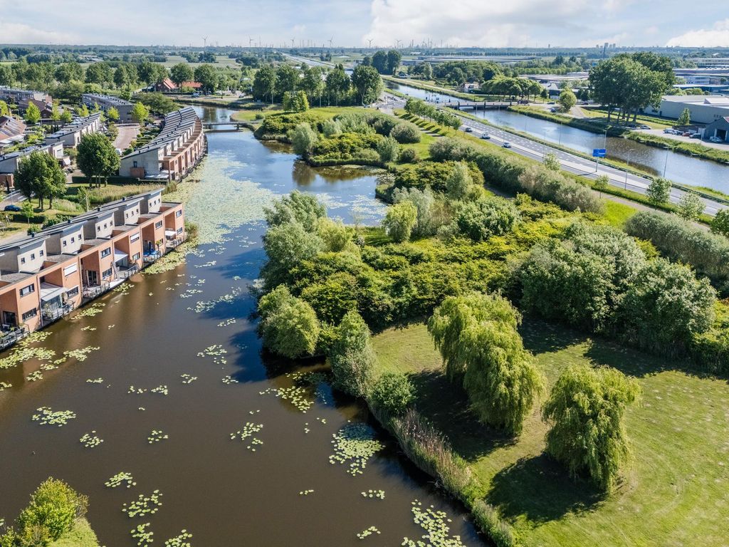 Volantestraat 43, HELLEVOETSLUIS