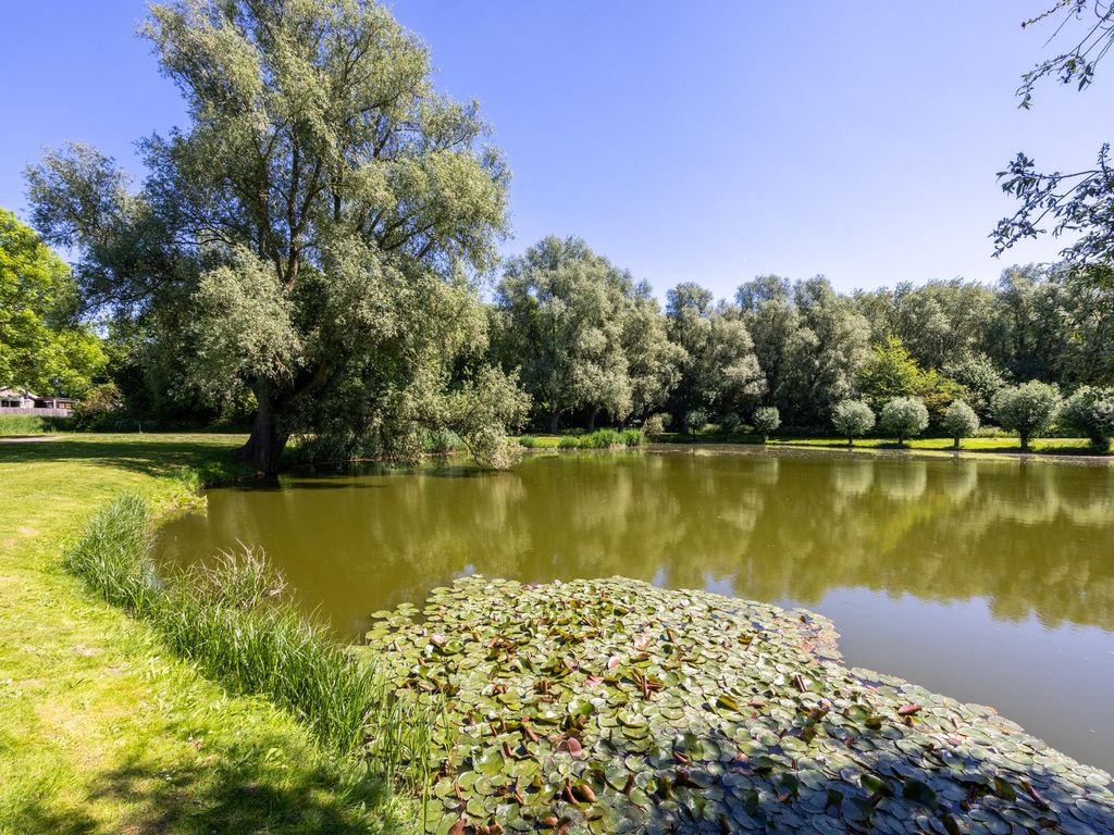 Koperslager 34, HELLEVOETSLUIS