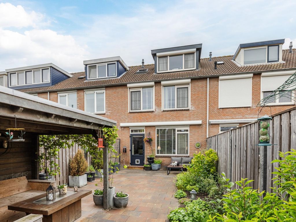 Simon Zwaanpad 5, HELLEVOETSLUIS