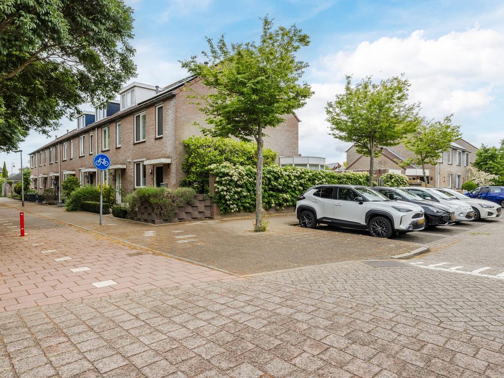 Simon Zwaanpad 5, HELLEVOETSLUIS