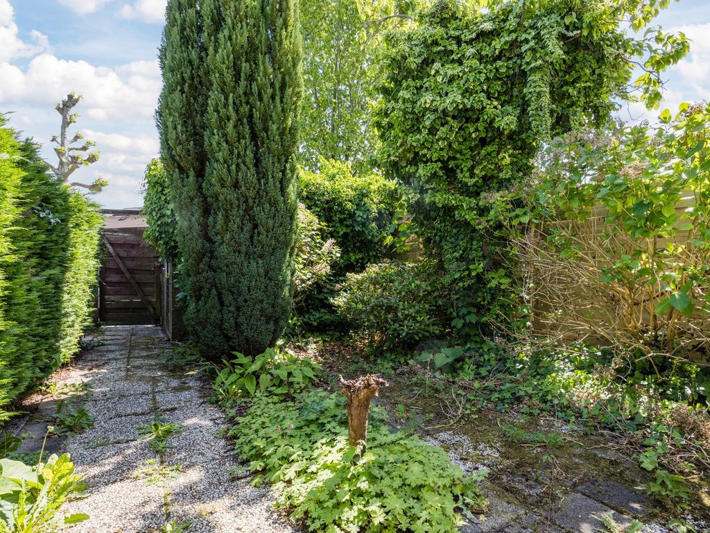 Bloesemlaan 49, ROZENBURG