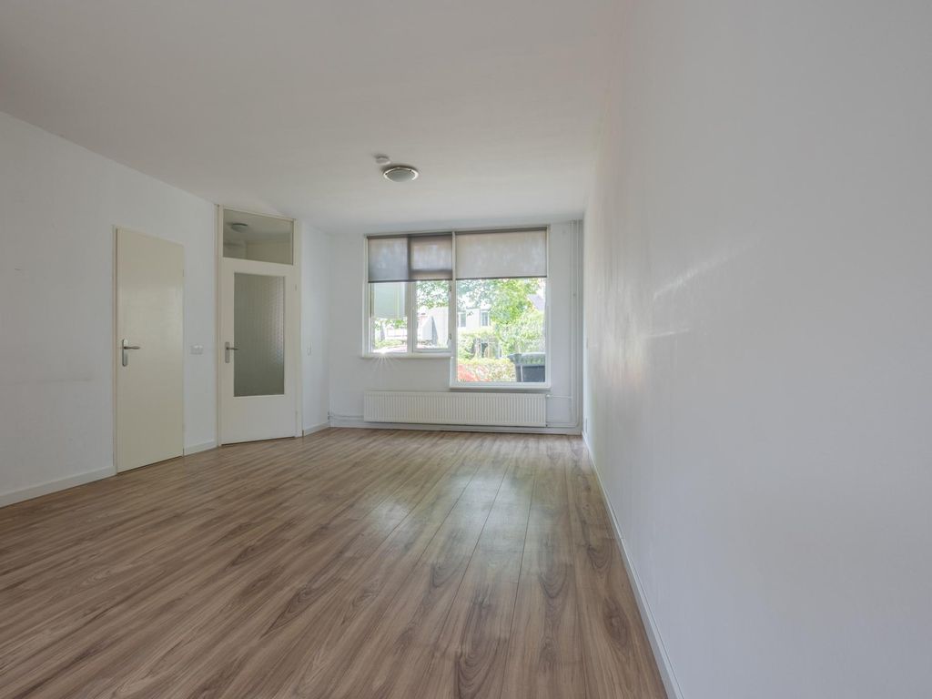 Ebstroom 140, HELLEVOETSLUIS